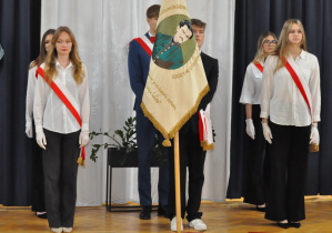Sztandar szkoły